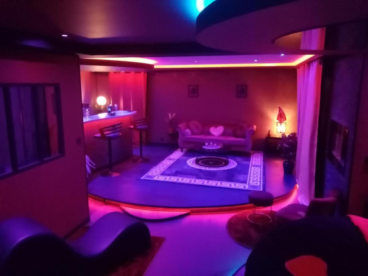 L'Insolite Spa Privatif "Suite Luxueuse-Jacuzzi" Toulouse Exteriör bild