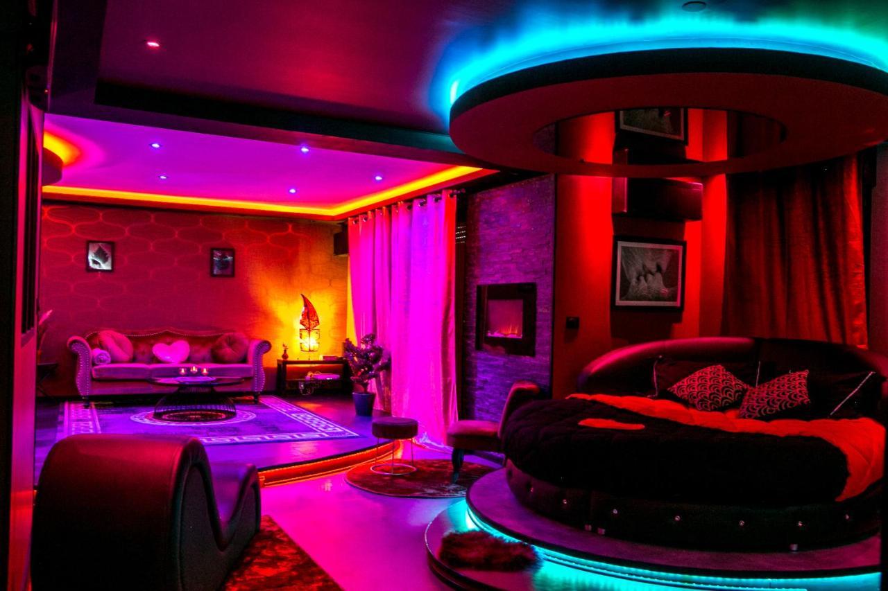 L'Insolite Spa Privatif "Suite Luxueuse-Jacuzzi" Toulouse Exteriör bild
