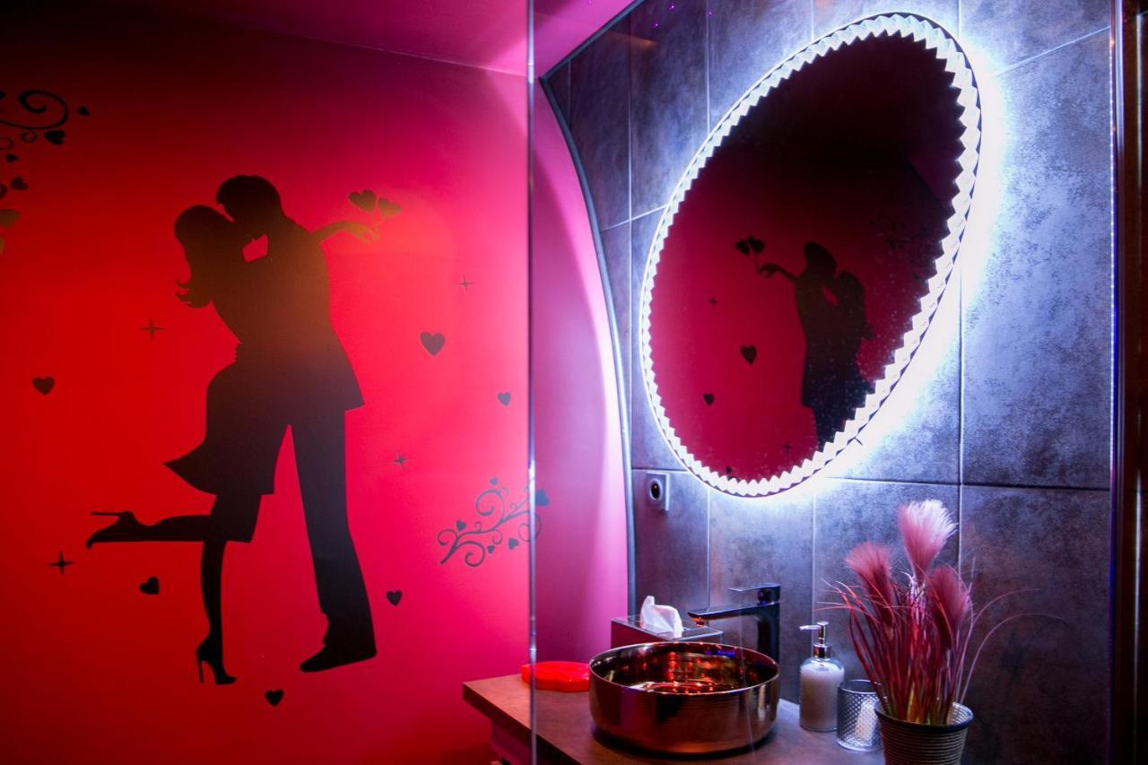 L'Insolite Spa Privatif "Suite Luxueuse-Jacuzzi" Toulouse Exteriör bild